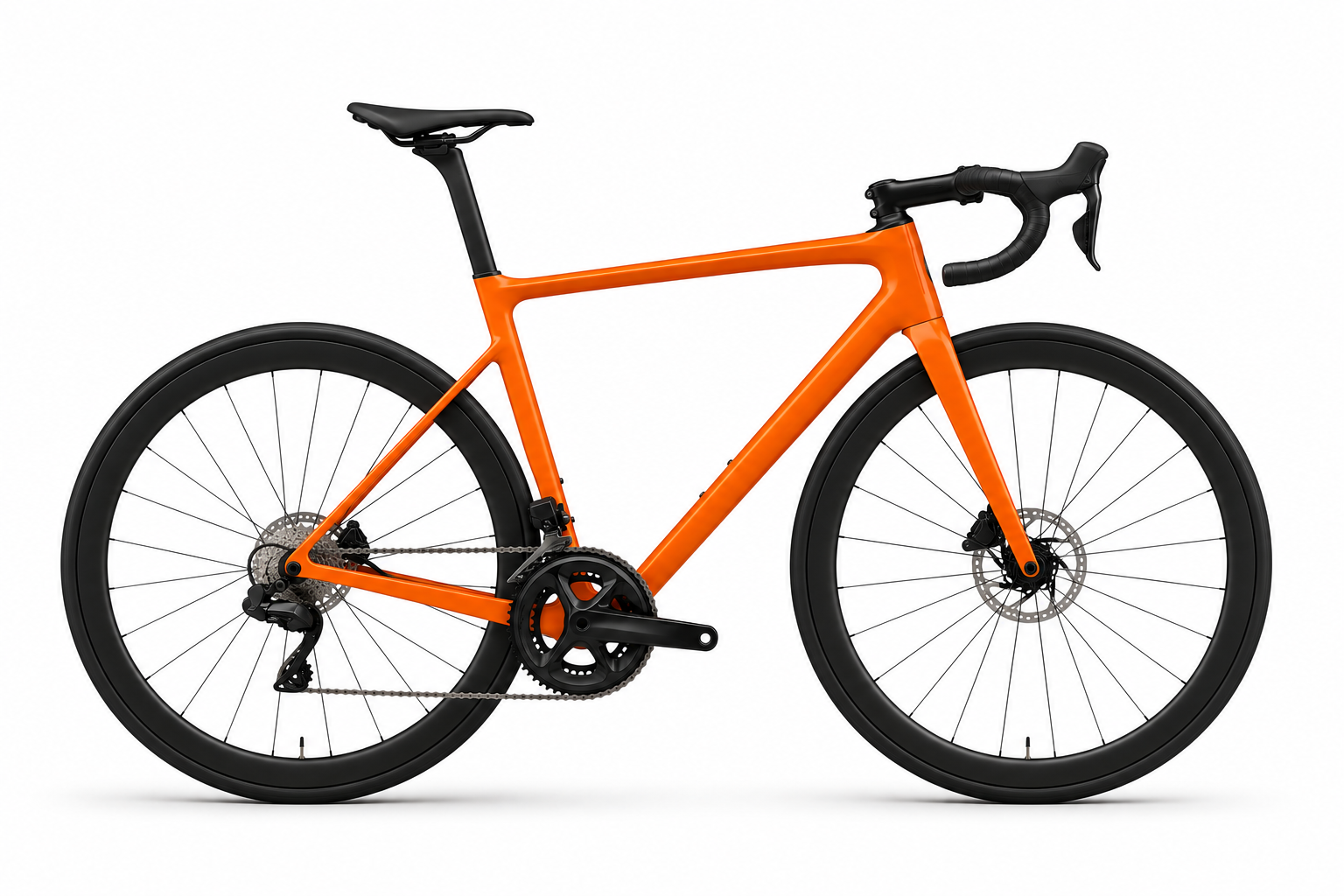 Bicicleta de estrada laranja, anunciada no TRI STATION